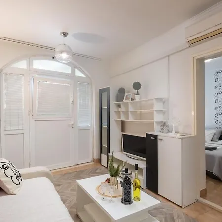 Michelle Apartament *